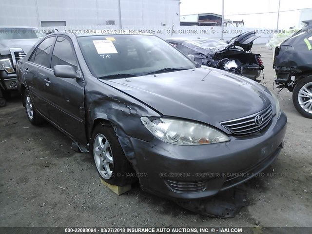 4T1BE30K85U516339 - 2005 TOYOTA CAMRY LE/XLE/SE 灰色 照片 1