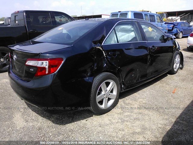 4T1BF1FK6EU862611 - 2014 TOYOTA CAMRY L/SE/LE/XLE 青色 照片 4