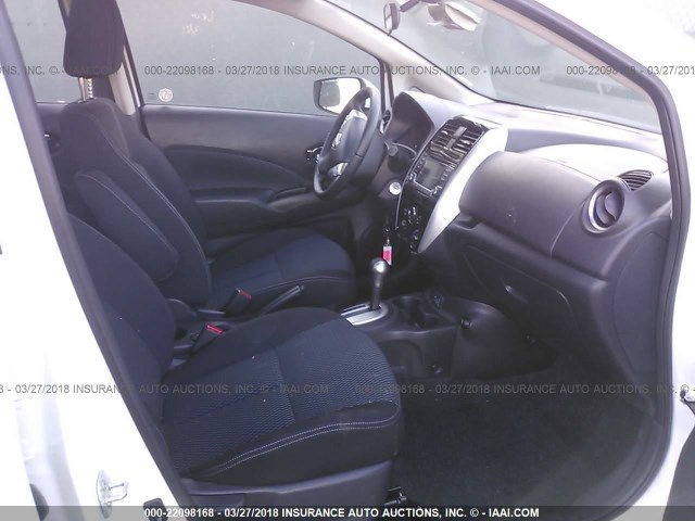 3N1CE2CP6JL364854 - 2018 NISSAN VERSA NOTE S/S PLUS/SV/SL/SR WHITE photo 5