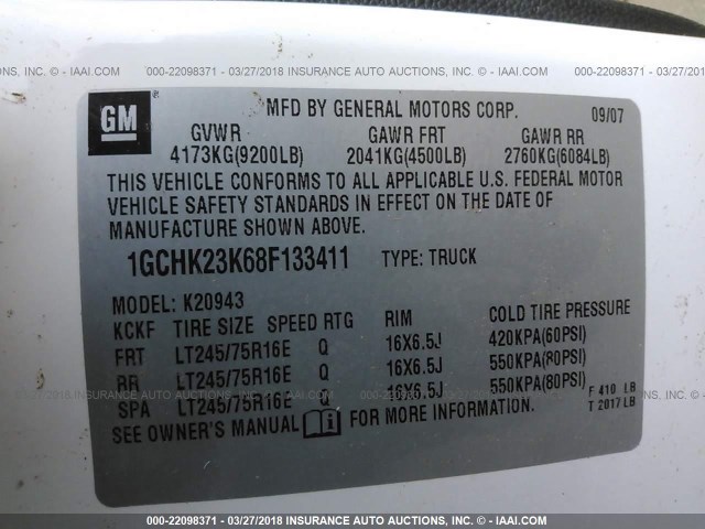 1GCHK23K68F133411 - 2008 CHEVROLET SILVERADO K2500 HEAVY DUTY WHITE photo 9