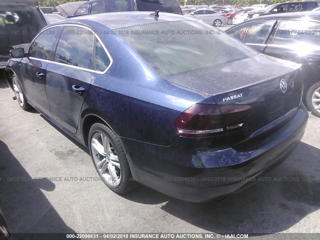 1VWBM7A32CC077287 - 2012 VOLKSWAGEN PASSAT SE BLUE photo 3