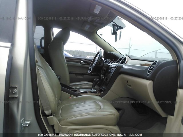 5GAER23D09J106298 - 2009 BUICK ENCLAVE CXL Brun photo 5