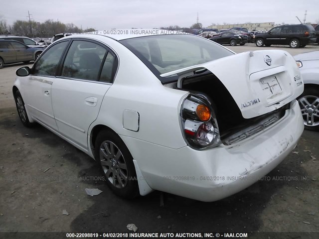 1N4AL11E54C137084 - 2004 NISSAN ALTIMA S/SL WHITE photo 3