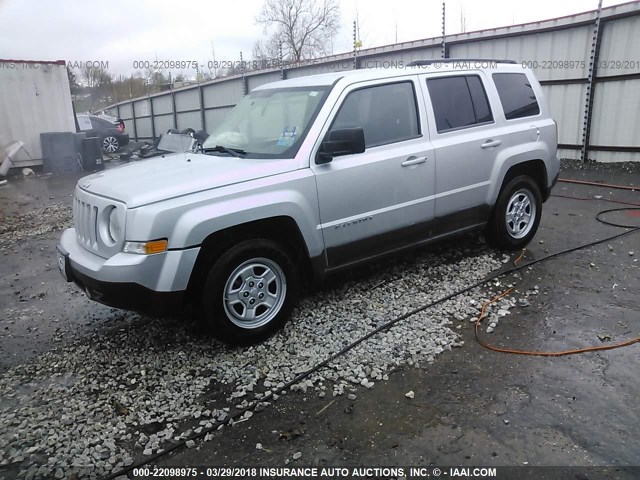 1J4NT1GA2BD197289 - 2011 JEEP PATRIOT SPORT SILVER photo 2