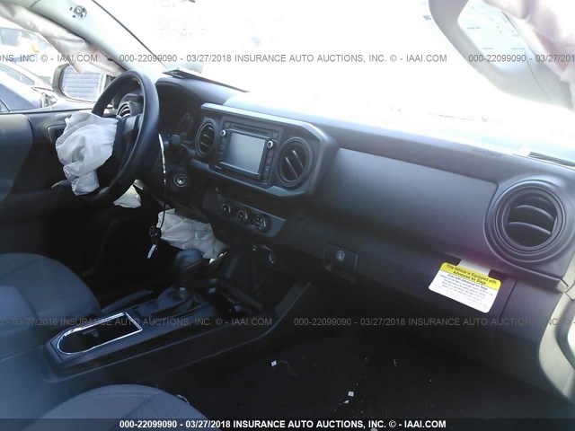 5TFRX5GN4HX099619 - 2017 TOYOTA TACOMA ACCESS CAB/SR/SR5 WHITE photo 5