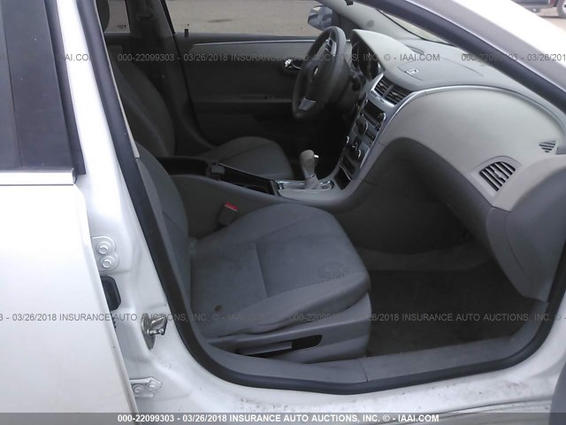 1G1ZA5E08CF355535 - 2012 CHEVROLET MALIBU LS 白色 照片 5