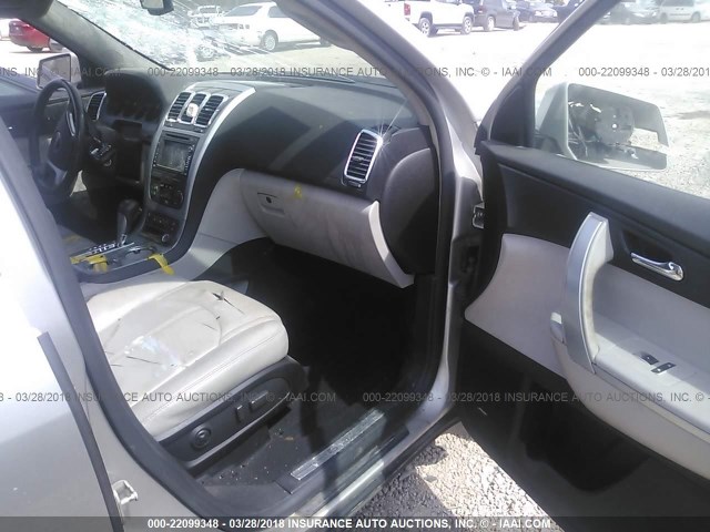 1GKER33717J105287 - 2007 GMC ACADIA SLT-2 SILVER photo 5