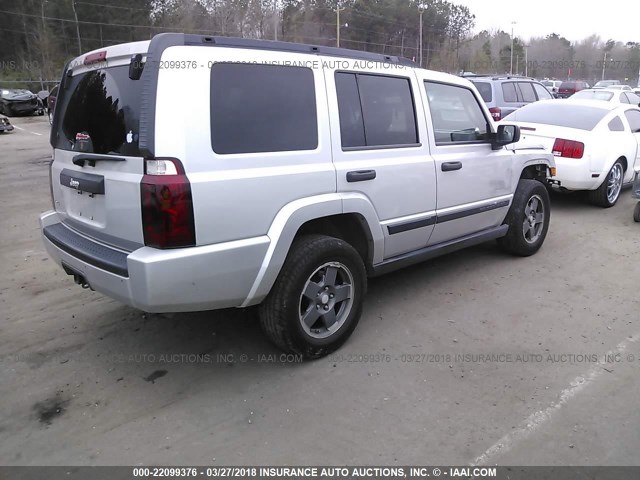 1J8HG48N96C145026 - 2006 JEEP COMMANDER SILVER photo 4