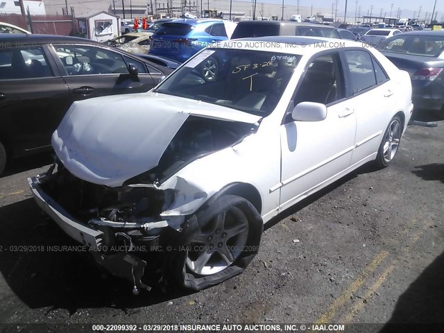 JTHBD192230064731 - 2003 LEXUS IS 300 WHITE photo 2