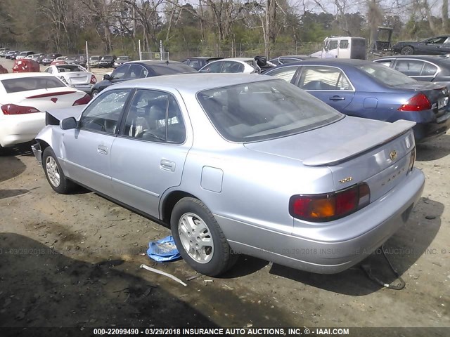 4T1BG12K1TU798672 - 1996 TOYOTA CAMRY DX/LE/XLE BLUE photo 3