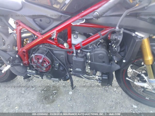 ZDM1XBLW6BB030983 - 2011 DUCATI SUPERBIKE 1198 RED photo 8