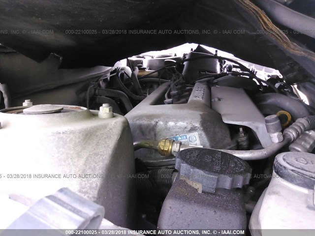 1Y1SK5289WZ443945 - 1998 CHEVROLET GEO PRIZM LSI TAN photo 10