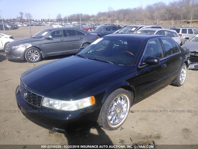 1G6KY54982U124944 - 2002 CADILLAC SEVILLE STS BLACK photo 2