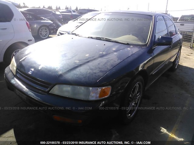 1HGCD5660RA110808 - 1994 HONDA ACCORD EX GREEN photo 2