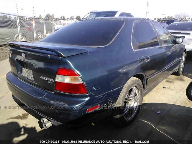 1HGCD5660RA110808 - 1994 HONDA ACCORD EX GREEN photo 4