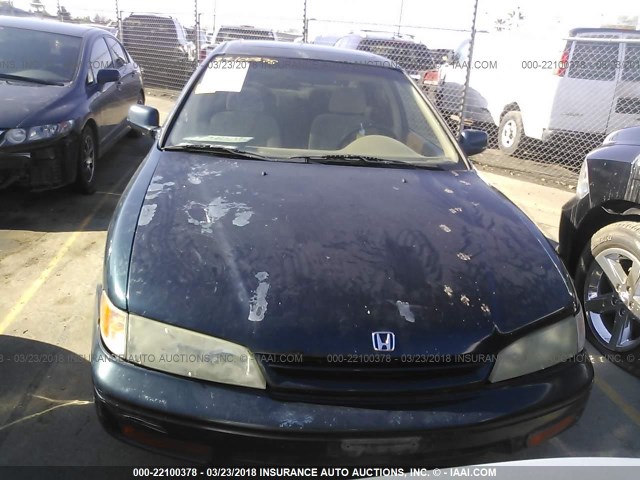 1HGCD5660RA110808 - 1994 HONDA ACCORD EX GREEN photo 6