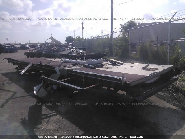 4X4TWDF226J046843 - 2006 FOREST RIVER WILDWOOD 301BHBS  白色 照片 3