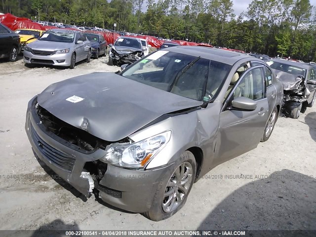 JNKCV61E79M015014 - 2009 INFINITI G37 JOURNEY/SPORT GOLD photo 2