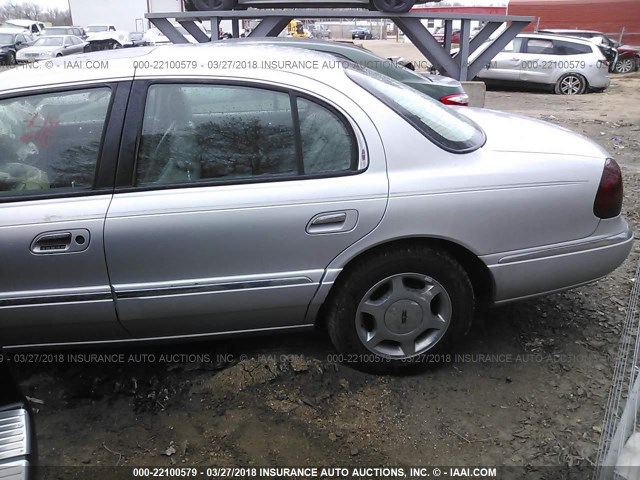 1LNHM97V81Y604035 - 2001 LINCOLN CONTINENTAL  Gümüş fotoğraf 3