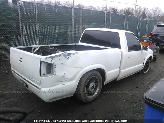 1GCCS14W3SK188189 - 1995 CHEVROLET S TRUCK S10 WHITE photo 4