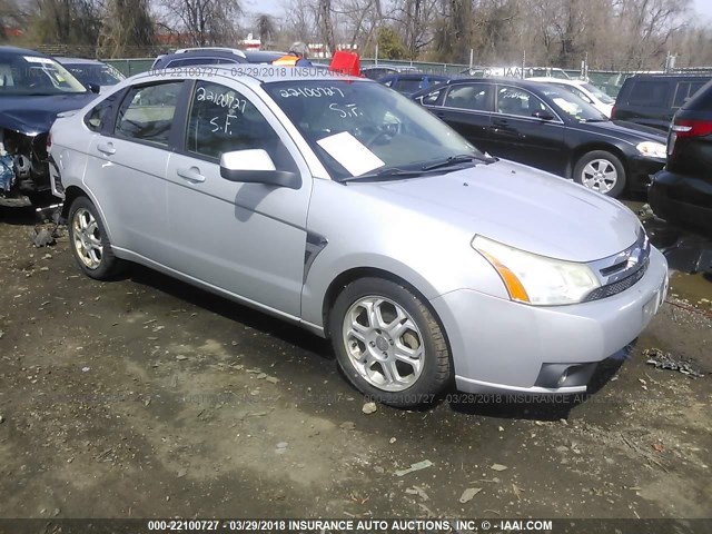 1FAHP35N58W130455 - 2008 FORD FOCUS SE/SEL/SES SILVER photo 1