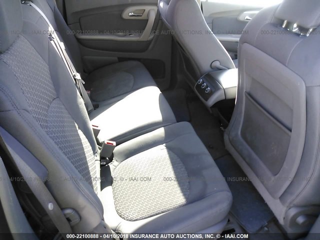 1GNKREED0CJ403585 - 2012 CHEVROLET TRAVERSE LS GRAY photo 8