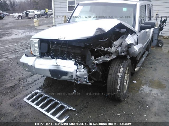 1J8HG48P47C573265 - 2007 JEEP COMMANDER SILVER photo 6