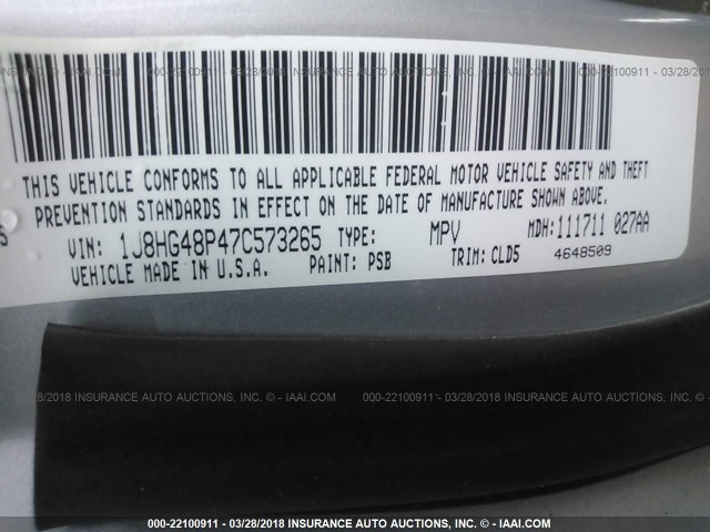 1J8HG48P47C573265 - 2007 JEEP COMMANDER SILVER photo 9