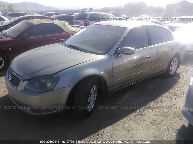 1N4AL11D75N404500 - 2005 NISSAN ALTIMA S/SL TAN photo 2