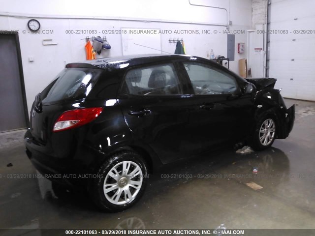 JM1DE1KY0E0180437 - 2014 MAZDA MAZDA2 SPORT BLACK photo 4