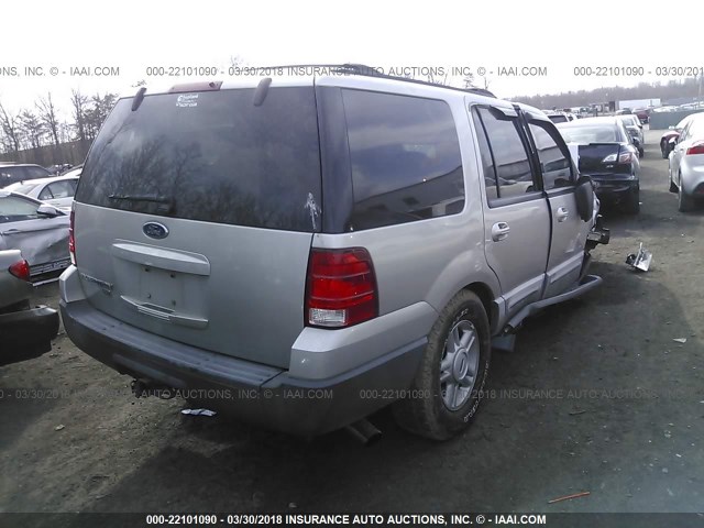 1FMPU16W74LA79509 - 2004 FORD EXPEDITION XLT ნაცრისფერი ფოტო 4