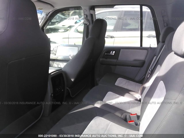 1FMPU16W74LA79509 - 2004 FORD EXPEDITION XLT ნაცრისფერი ფოტო 8