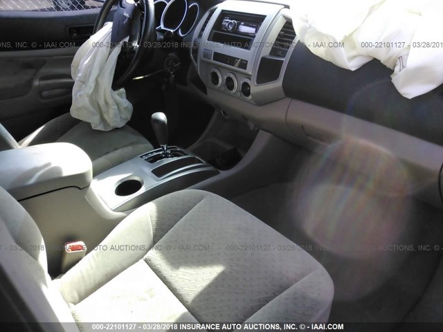 5TELU42N65Z116313 - 2005 TOYOTA TACOMA DOUBLE CAB 红色 照片 5