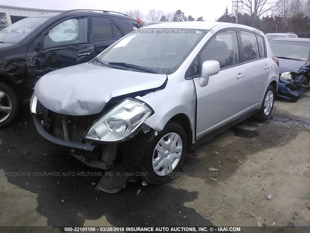 3N1BC1CPXBL403605 - 2011 NISSAN VERSA S/SL SILVER photo 2