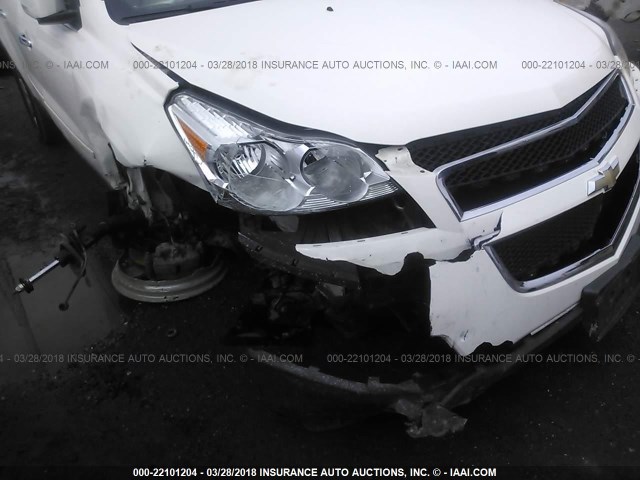 1GNLVFED9AJ249123 - 2010 CHEVROLET TRAVERSE LT WHITE photo 6