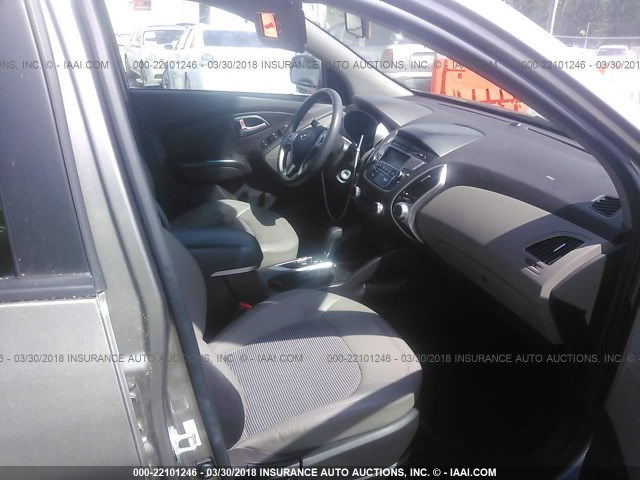 KM8JU3AC0DU726390 - 2013 HYUNDAI TUCSON GLS/LIMITED 棕色 照片 5