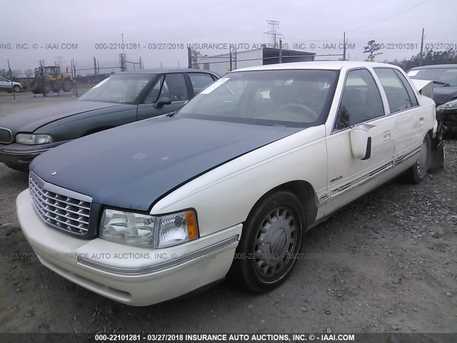 1G6KD54Y2XU789008 - 1999 CADILLAC DEVILLE WHITE photo 2