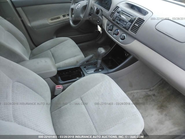 4T1BE30K04U914837 - 2004 TOYOTA CAMRY LE/XLE/SE 蓝色 照片 5