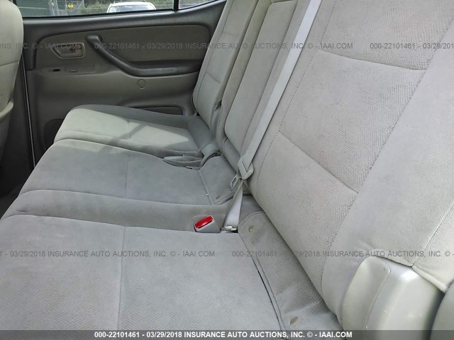 5TDZT34A25S245079 - 2005 TOYOTA SEQUOIA SR5 WHITE photo 8