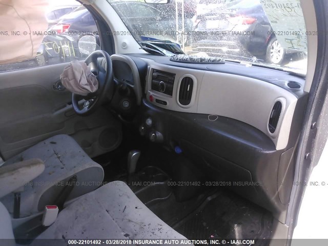 JN8AZ28RX9T114032 - 2009 NISSAN CUBE S/SL GRAY photo 5