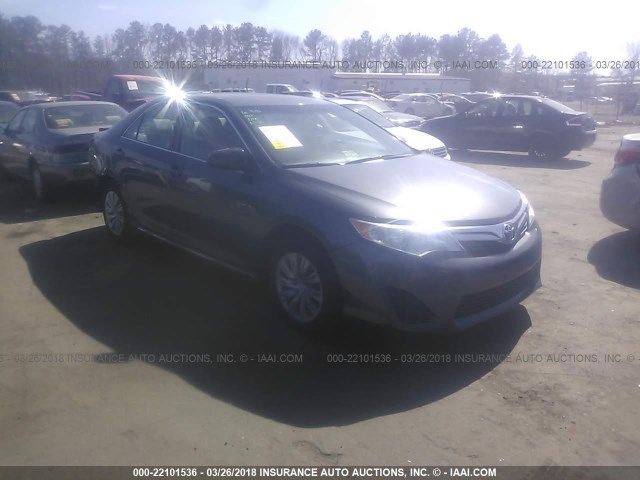 4T1BF1FKXEU333792 - 2014 TOYOTA CAMRY L/SE/LE/XLE 灰色 照片 1