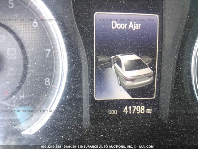 4T1BF1FK2FU970693 - 2015 TOYOTA CAMRY LE/XLE/SE/XSE WHITE photo 7