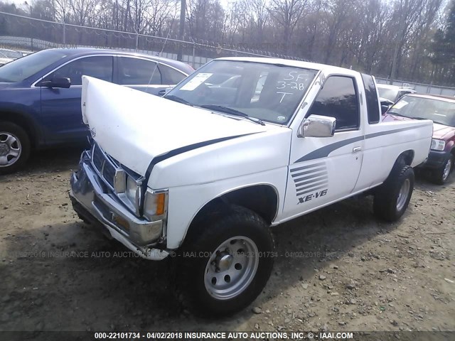 1N6HD16S3SC433512 - 1995 NISSAN TRUCK KING CAB SE/KING CAB XE WHITE photo 2