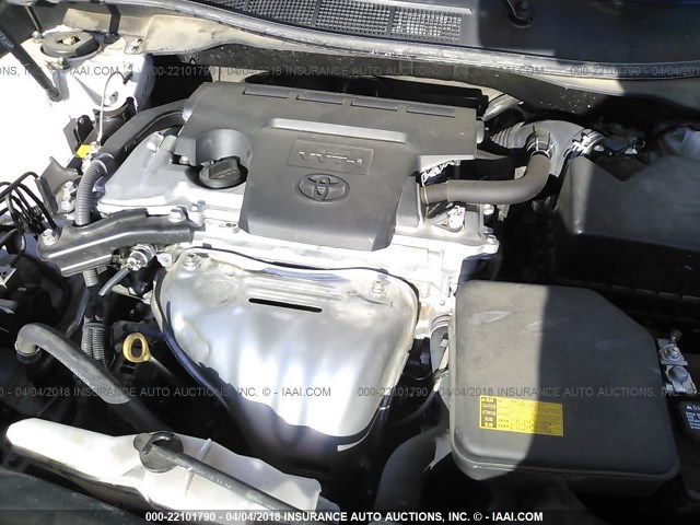 4T1BF1FK5FU073402 - 2015 TOYOTA CAMRY LE/XLE/SE/XSE Weiß Foto 10