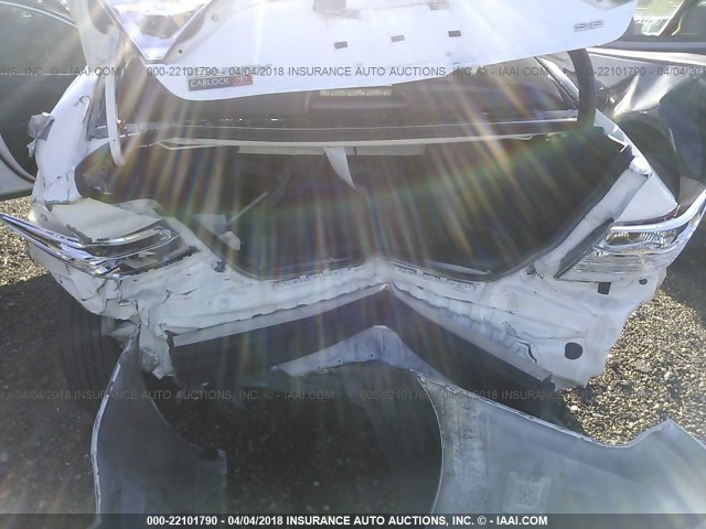 4T1BF1FK5FU073402 - 2015 TOYOTA CAMRY LE/XLE/SE/XSE Weiß Foto 6