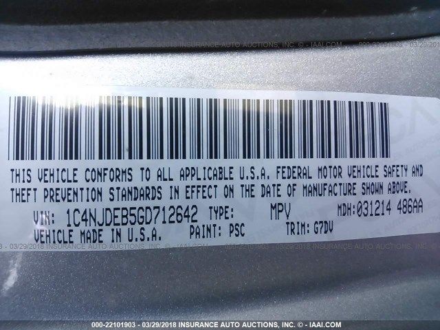 1C4NJDEB5GD712642 - 2016 JEEP COMPASS LATITUDE 银色 照片 9