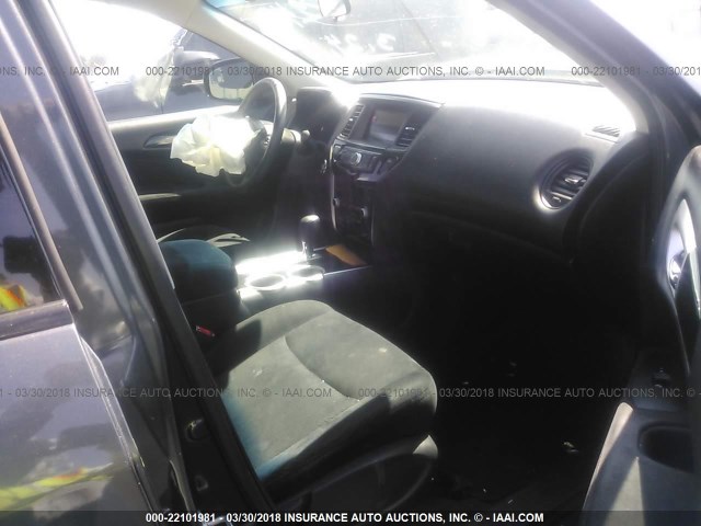 5N1AR2MN4EC704764 - 2014 NISSAN PATHFINDER S/SV/SL/PLATINUM 灰色 照片 5