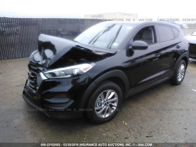 KM8J23A46HU464783 - 2017 HYUNDAI TUCSON SE BLACK photo 2