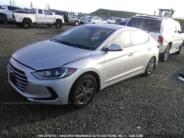 5NPD84LFXHH174626 - 2017 HYUNDAI ELANTRA SE/VALUE/LIMITED SILVER photo 2