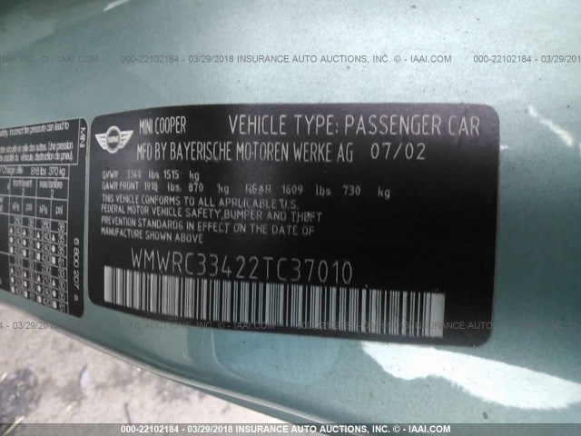 WMWRC33422TC37010 - 2002 MINI COOPER GREEN photo 9